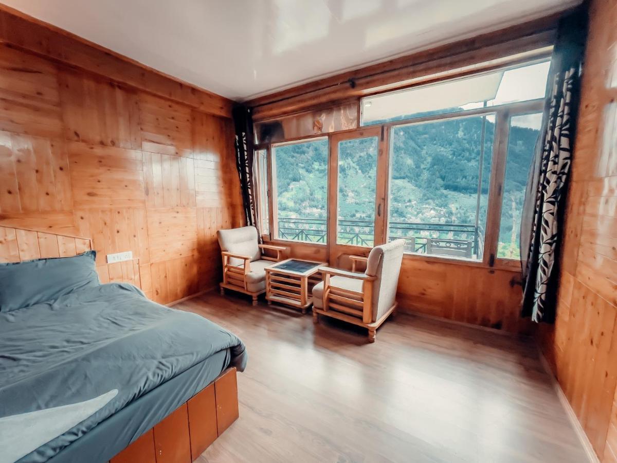 Cafe Monkbase- Food And Stay Manali  Bagian luar foto
